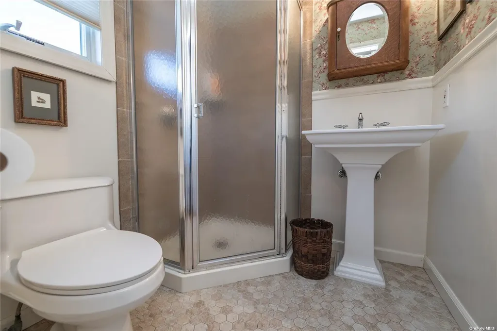 88 Fox Boulevard Merrick NY 11566