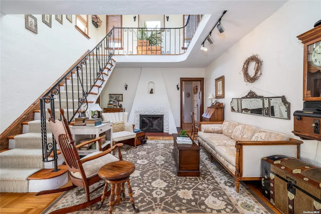 88 Fox Boulevard Merrick NY 11566