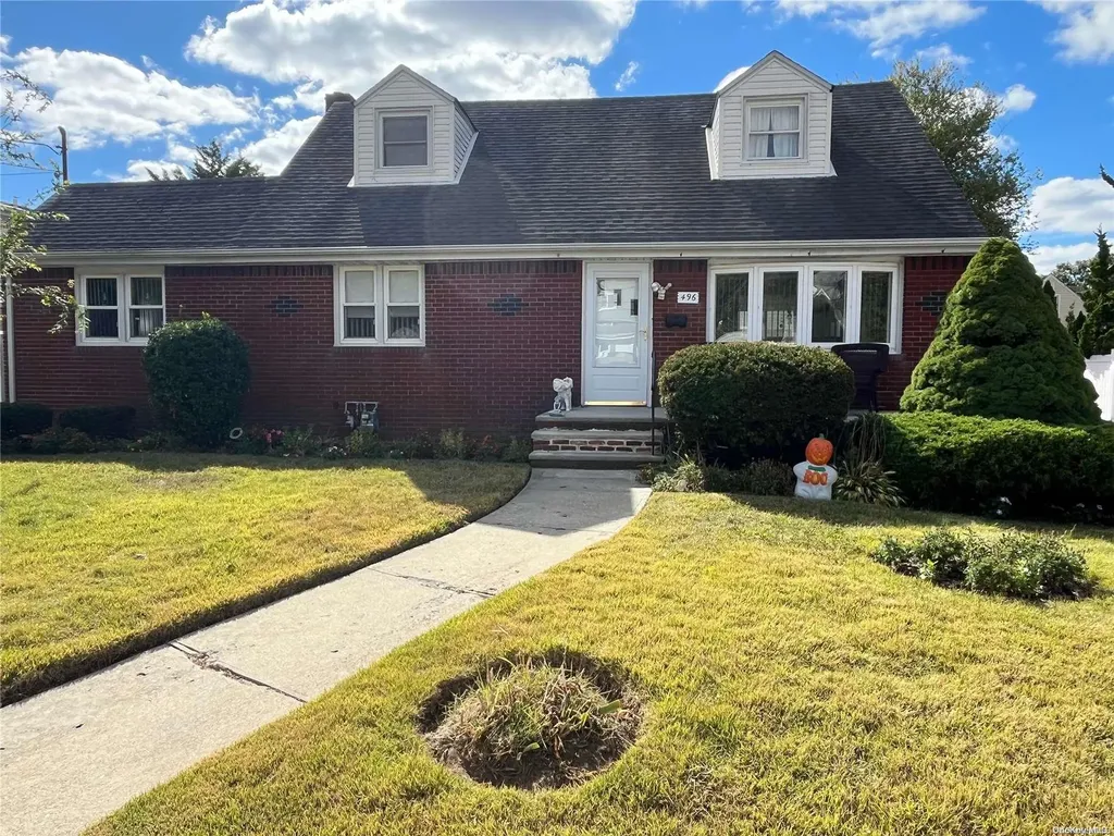 496 Morris Drive Valley Stream NY 11580