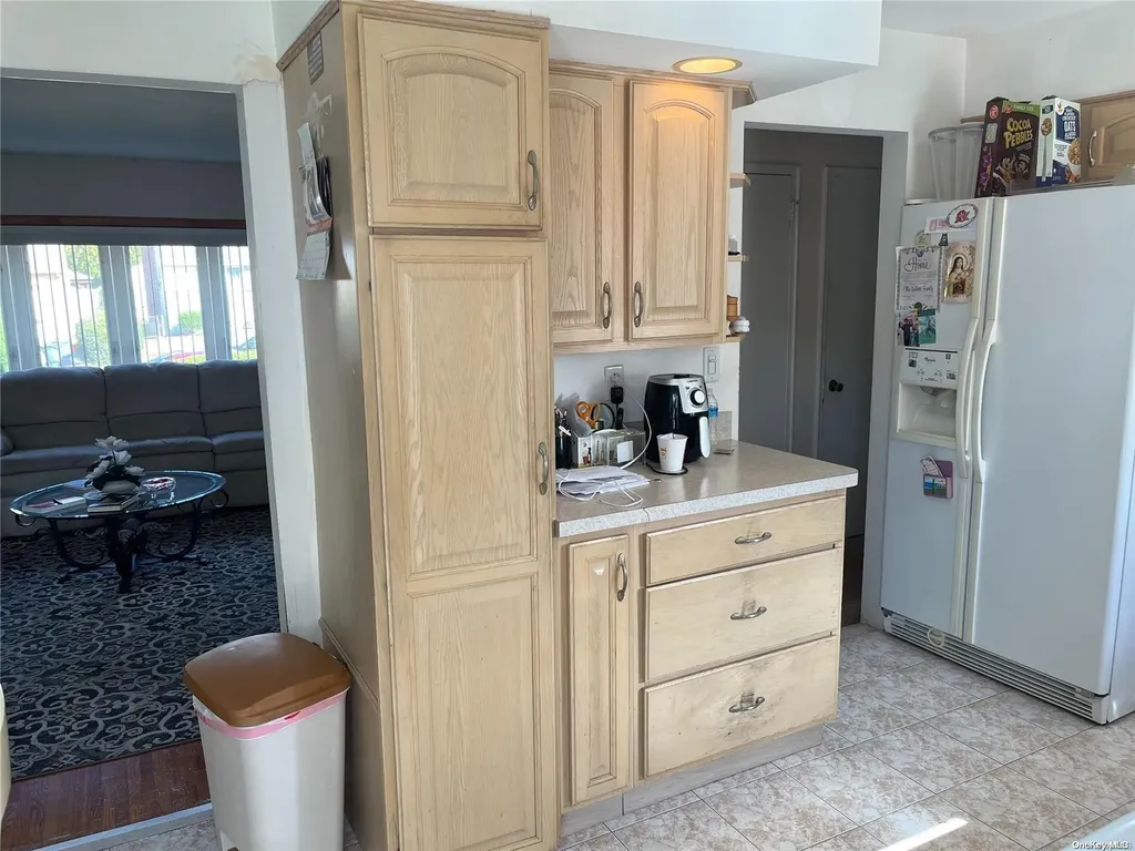 496 Morris Drive Valley Stream NY 11580