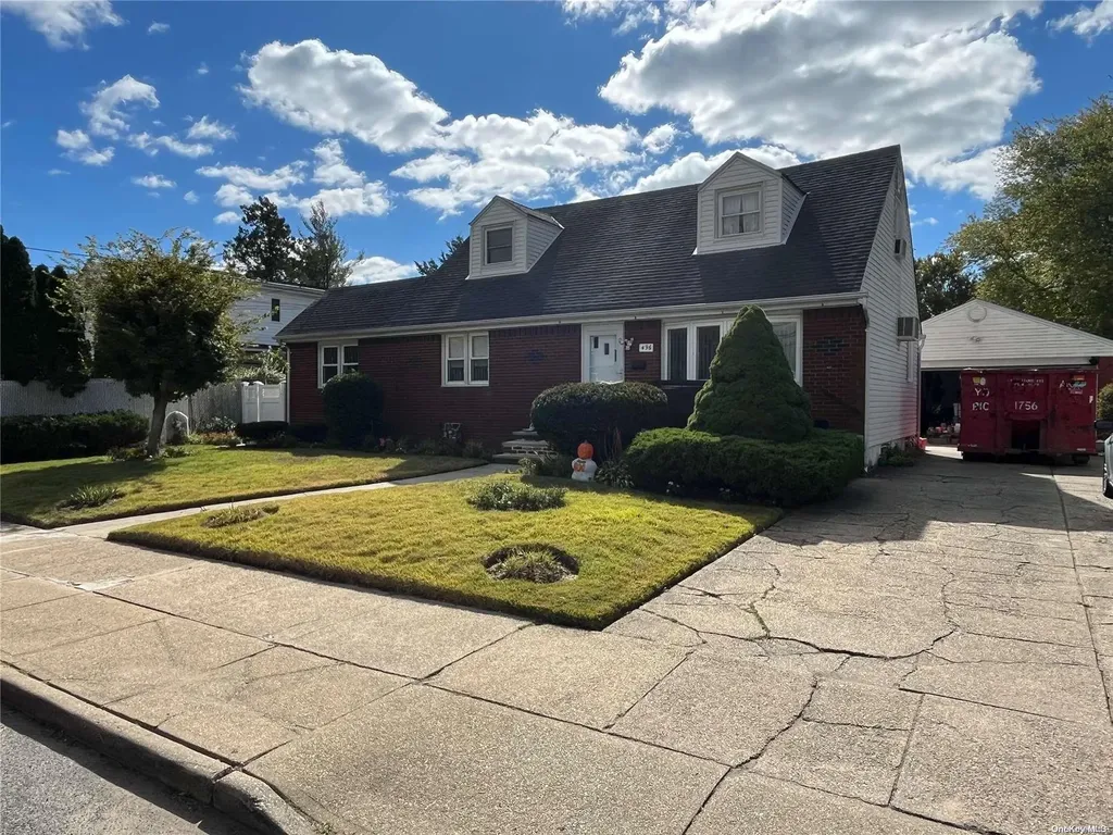 496 Morris Drive Valley Stream NY 11580