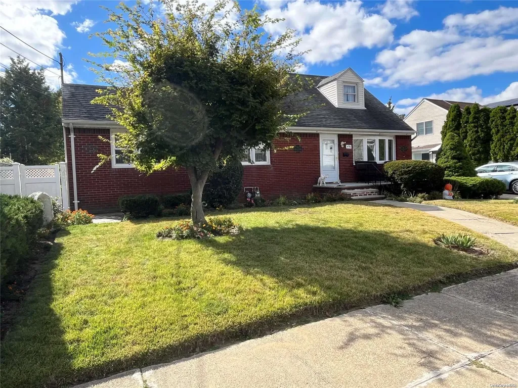 496 Morris Drive Valley Stream NY 11580