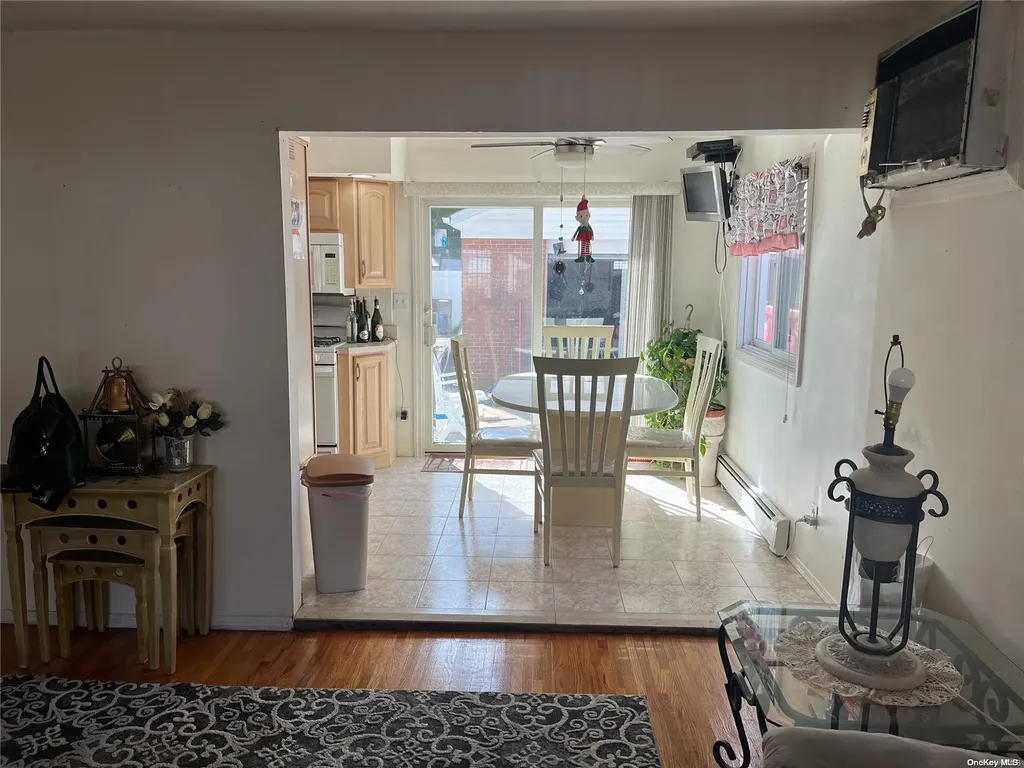 496 Morris Drive Valley Stream NY 11580