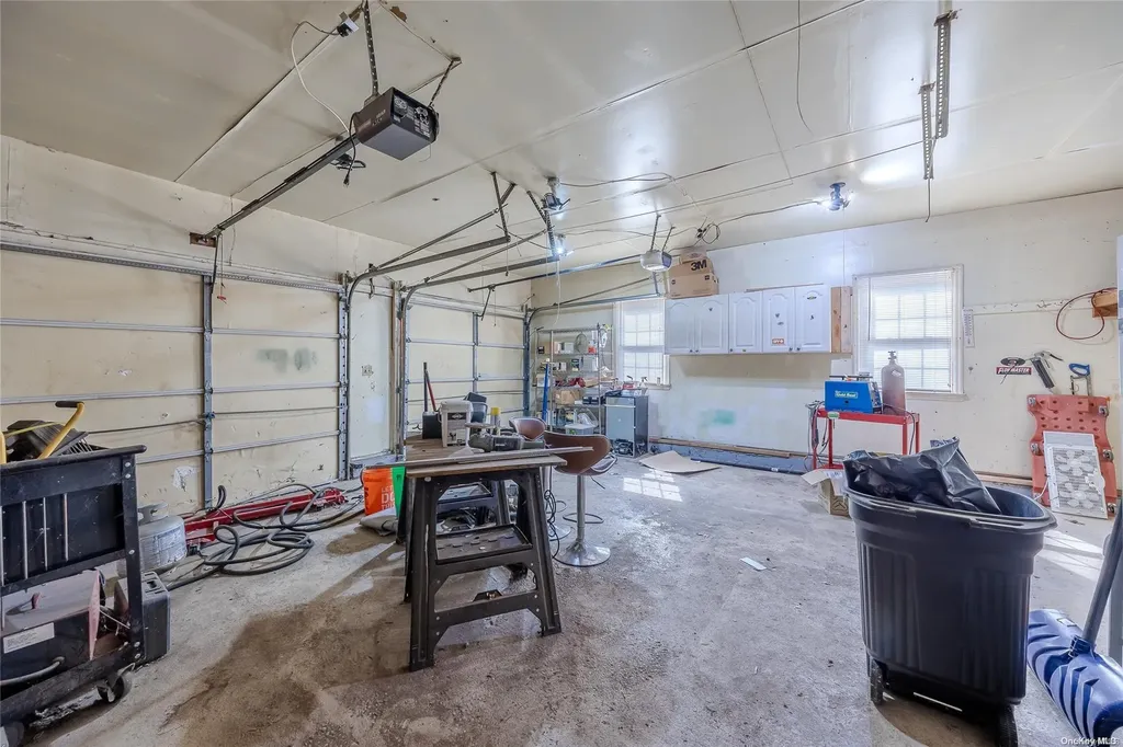 103 Hallock Lane Rocky Point NY 11778