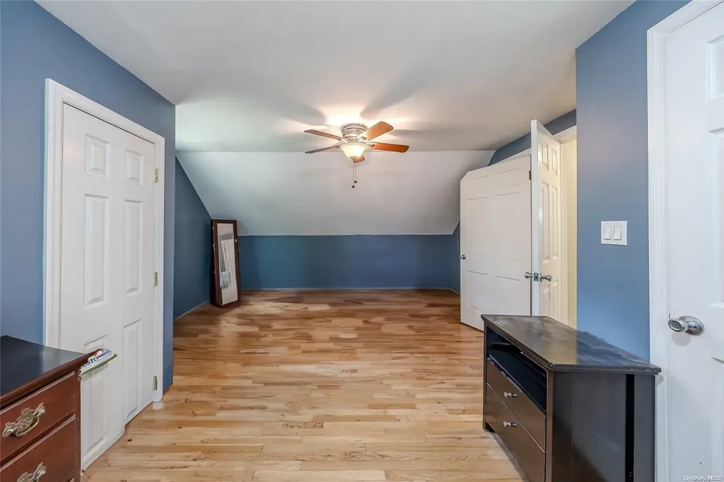 103 Hallock Lane Rocky Point NY 11778