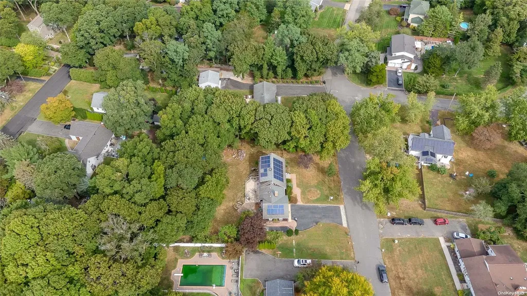 103 Hallock Lane Rocky Point NY 11778