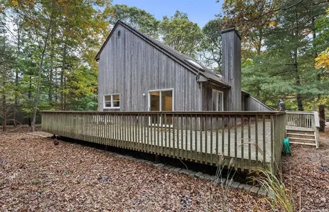 11 Gunpowder Lane East Hampton NY 11937