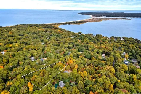 11 Gunpowder Lane East Hampton NY 11937