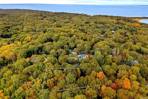 11 Gunpowder Lane East Hampton NY 11937
