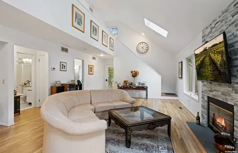 11 Gunpowder Lane East Hampton NY 11937