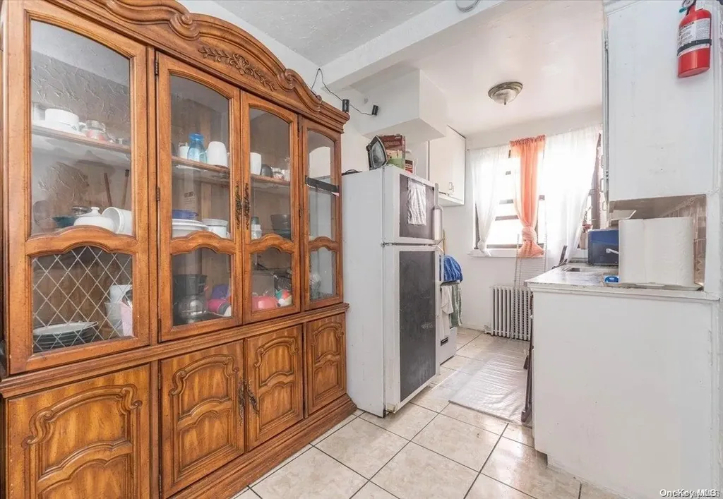 132-25 Avery Avenue Flushing NY 11355