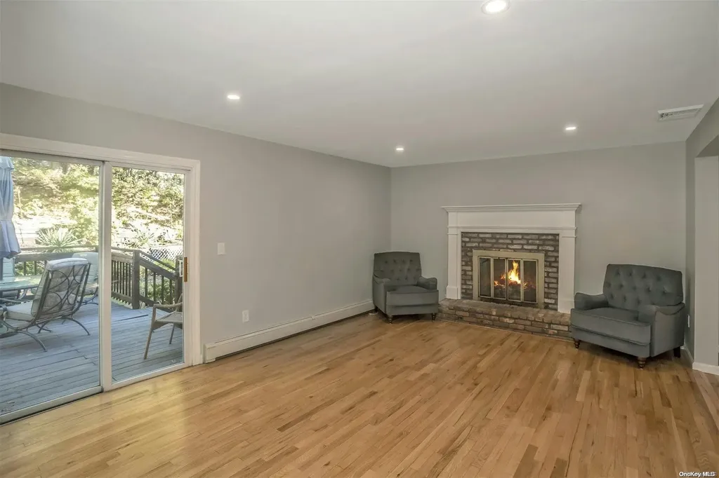 60 Sheryl Crescent Smithtown NY 11787