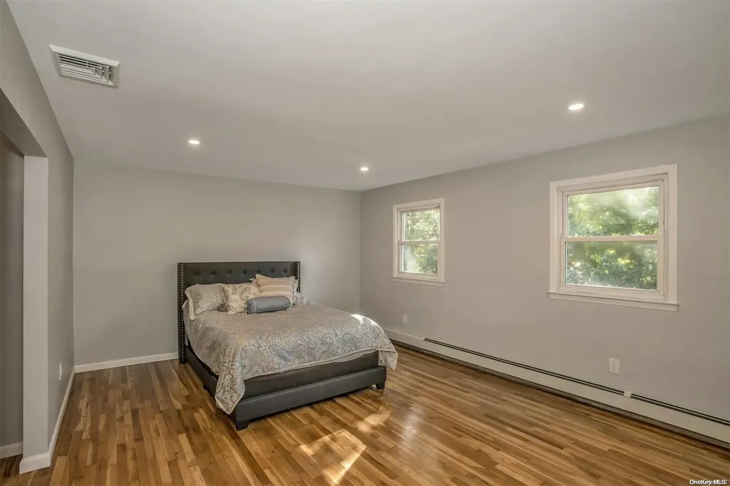 60 Sheryl Crescent Smithtown NY 11787