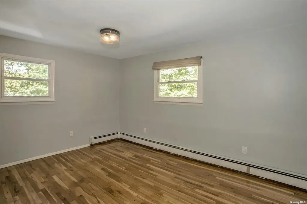 60 Sheryl Crescent Smithtown NY 11787