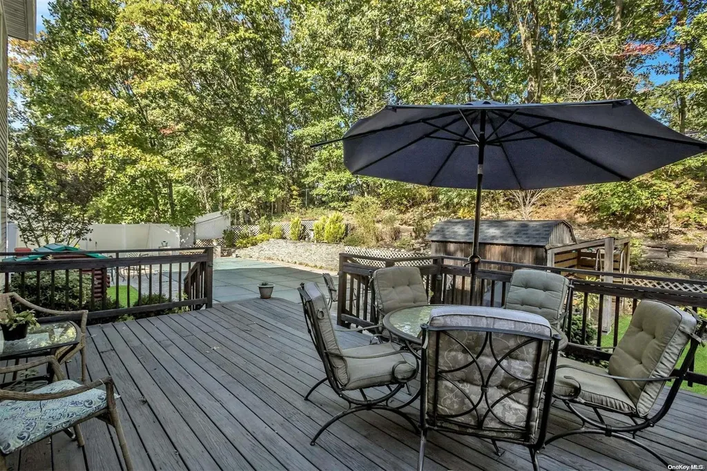 60 Sheryl Crescent Smithtown NY 11787