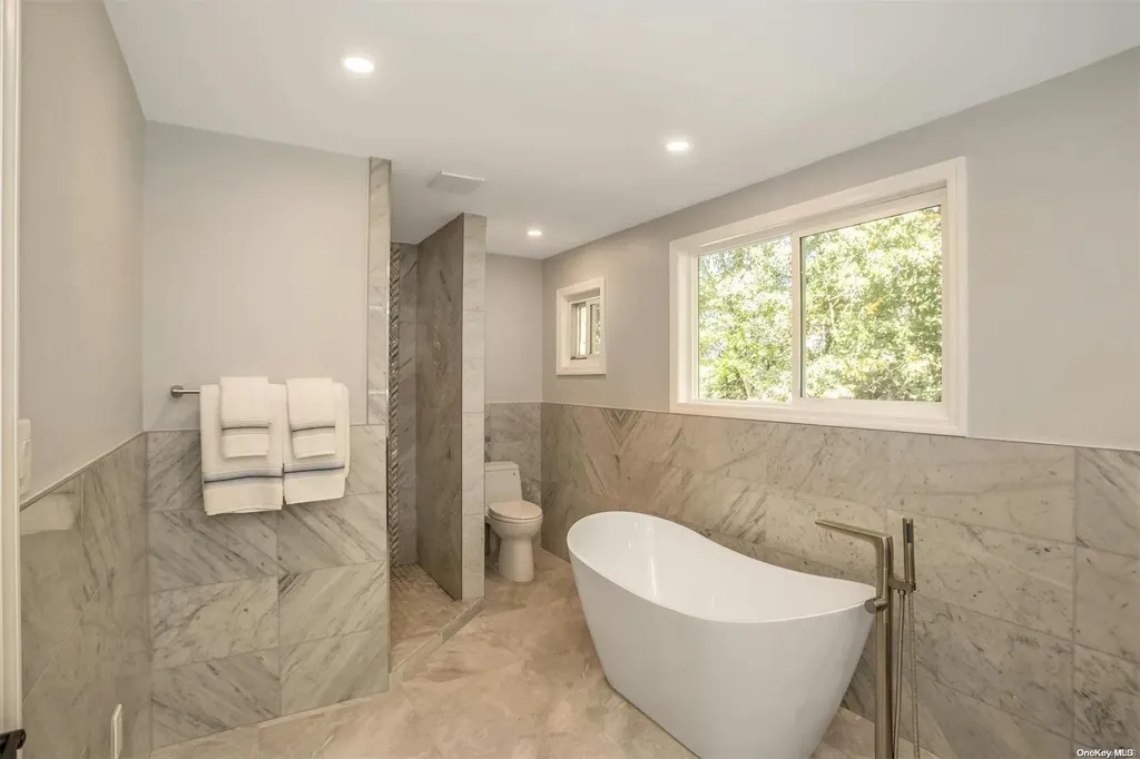 60 Sheryl Crescent Smithtown NY 11787