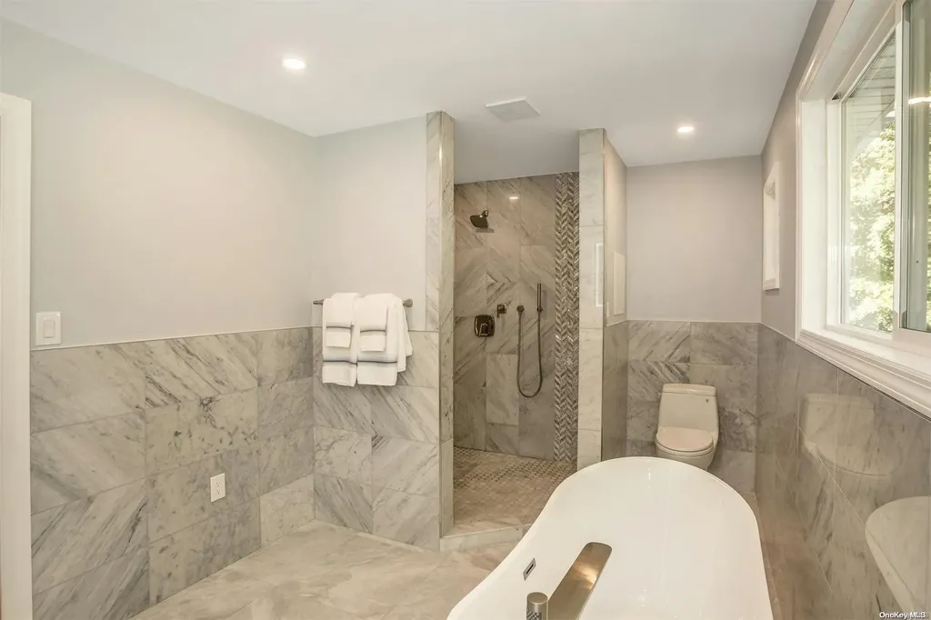 60 Sheryl Crescent Smithtown NY 11787