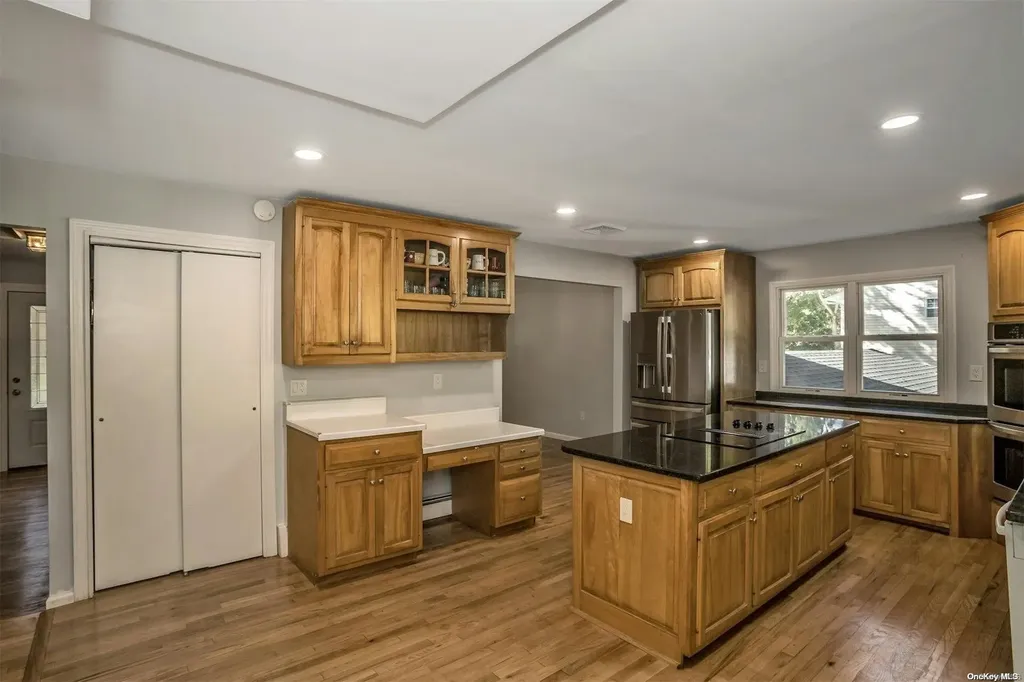 60 Sheryl Crescent Smithtown NY 11787