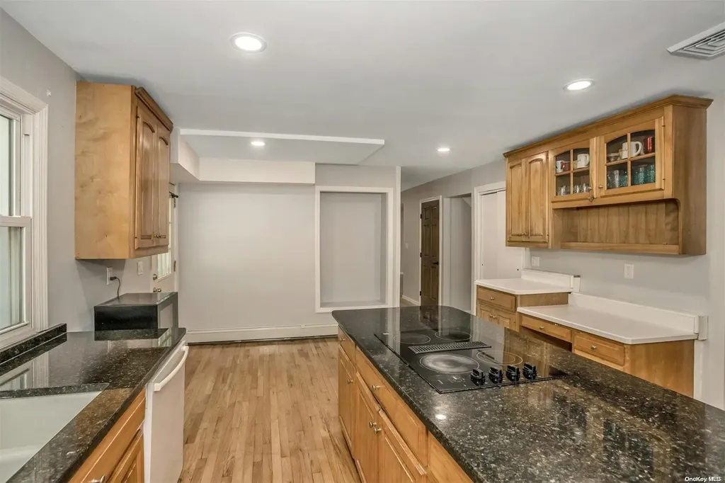 60 Sheryl Crescent Smithtown NY 11787