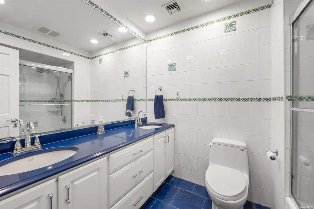 7 Coconut Drive Commack NY 11725