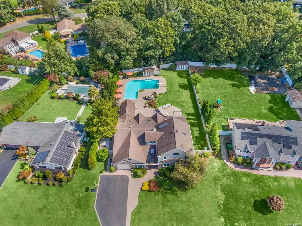 7 Coconut Drive Commack NY 11725
