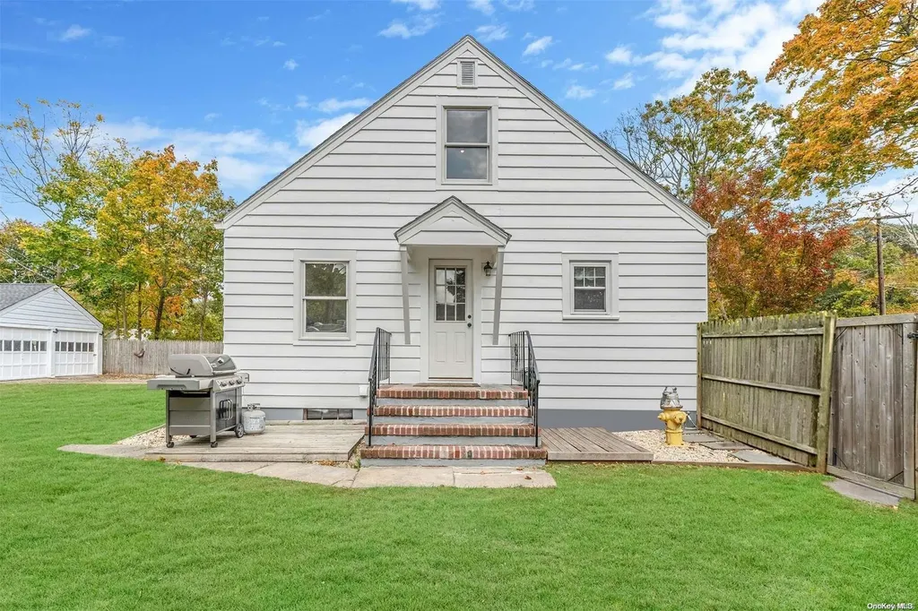 48 Orchard Road East Patchogue NY 11772