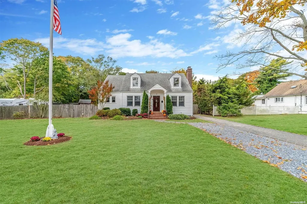 48 Orchard Road East Patchogue NY 11772