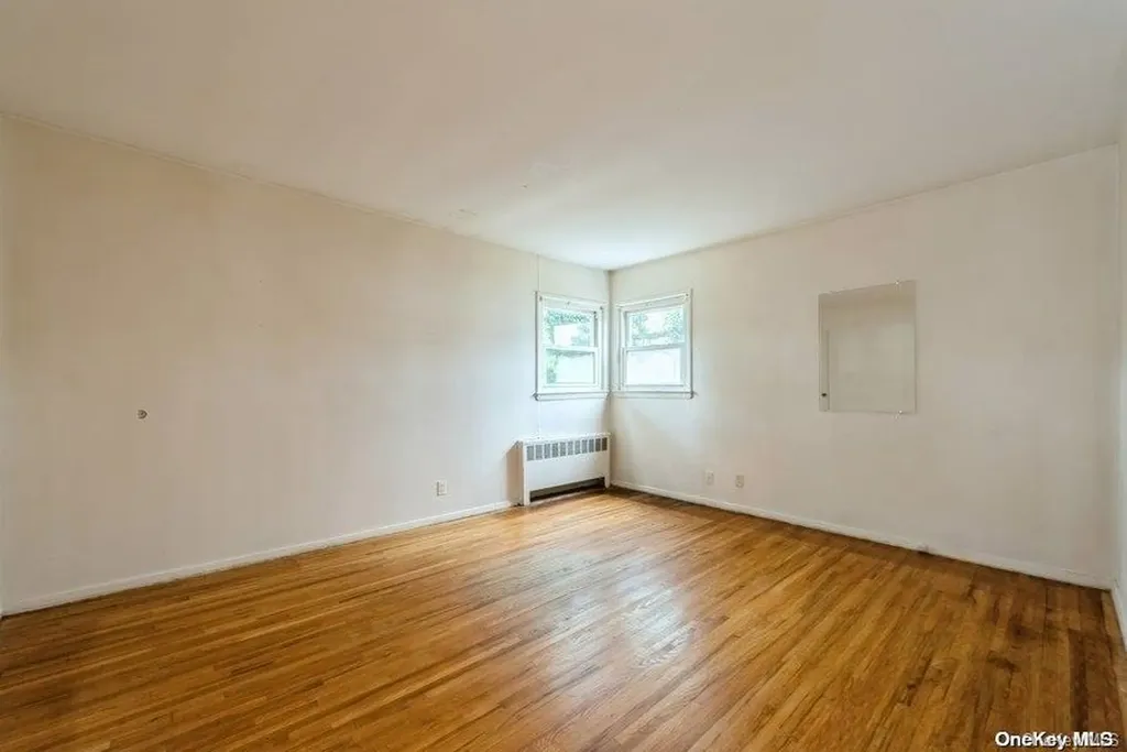 10 Robert Court Bethpage NY 11714