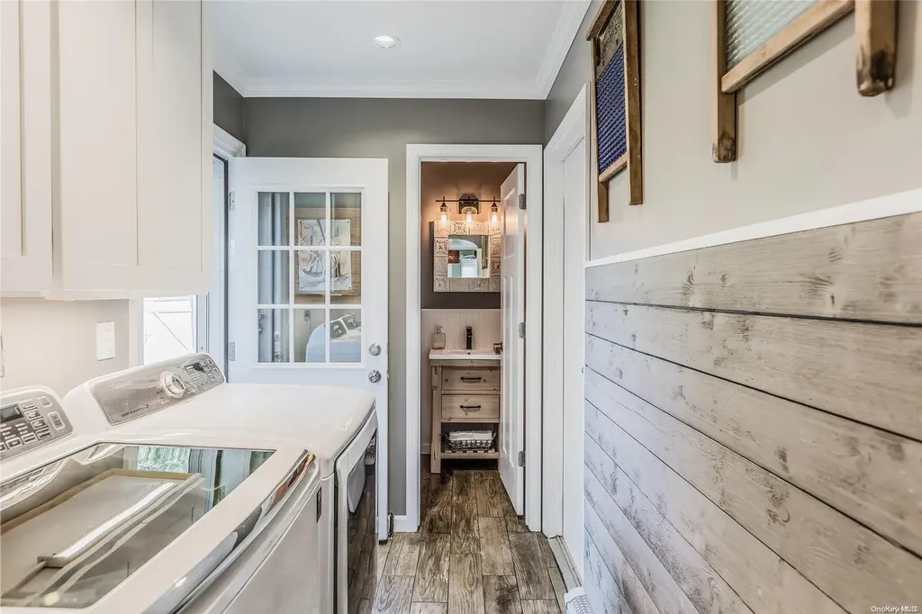 24 Summercress Lane Coram NY 11727