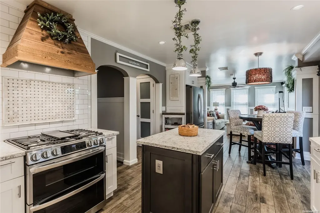 24 Summercress Lane Coram NY 11727