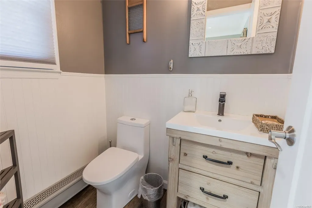 24 Summercress Lane Coram NY 11727