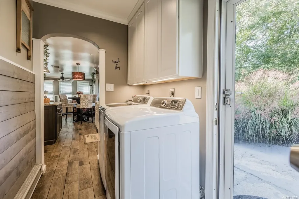 24 Summercress Lane Coram NY 11727