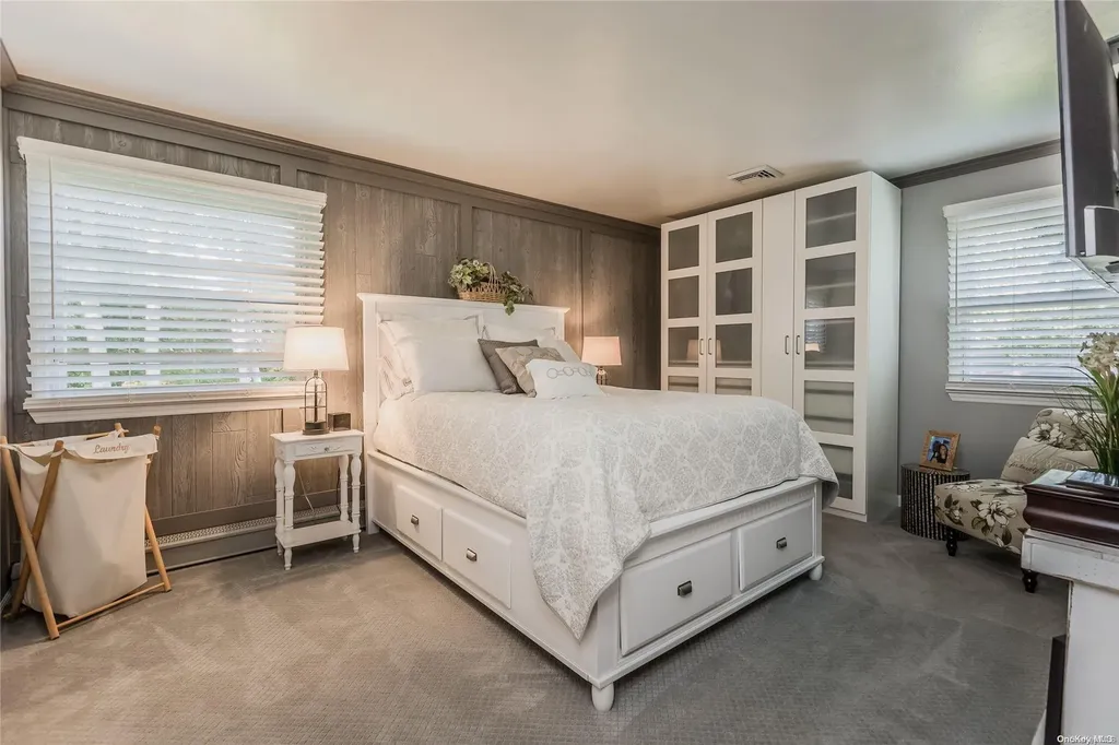 24 Summercress Lane Coram NY 11727
