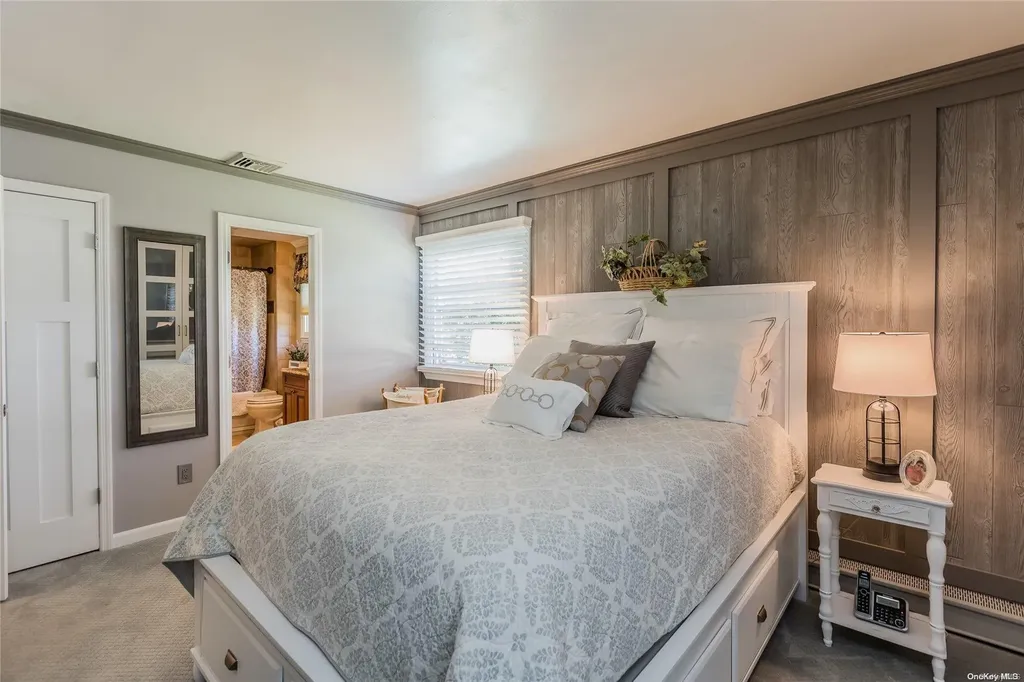 24 Summercress Lane Coram NY 11727