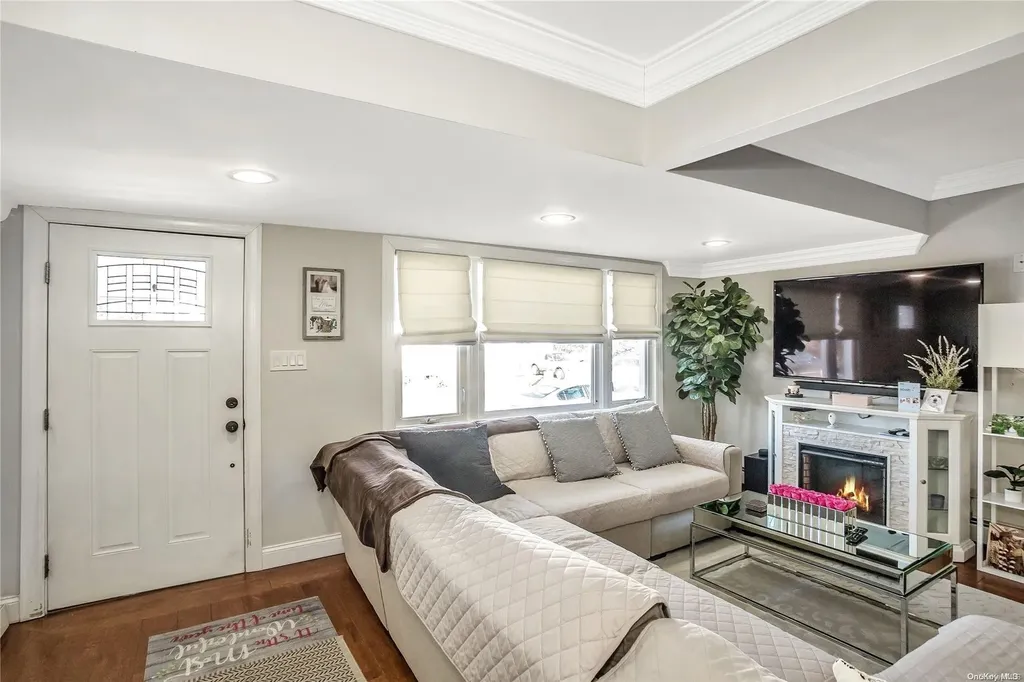 700 Arthur Street Baldwin NY 11510