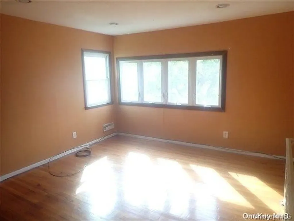 665 Miller Avenue Freeport NY 11520