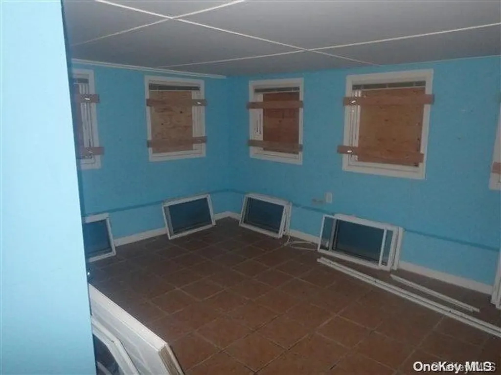 665 Miller Avenue Freeport NY 11520