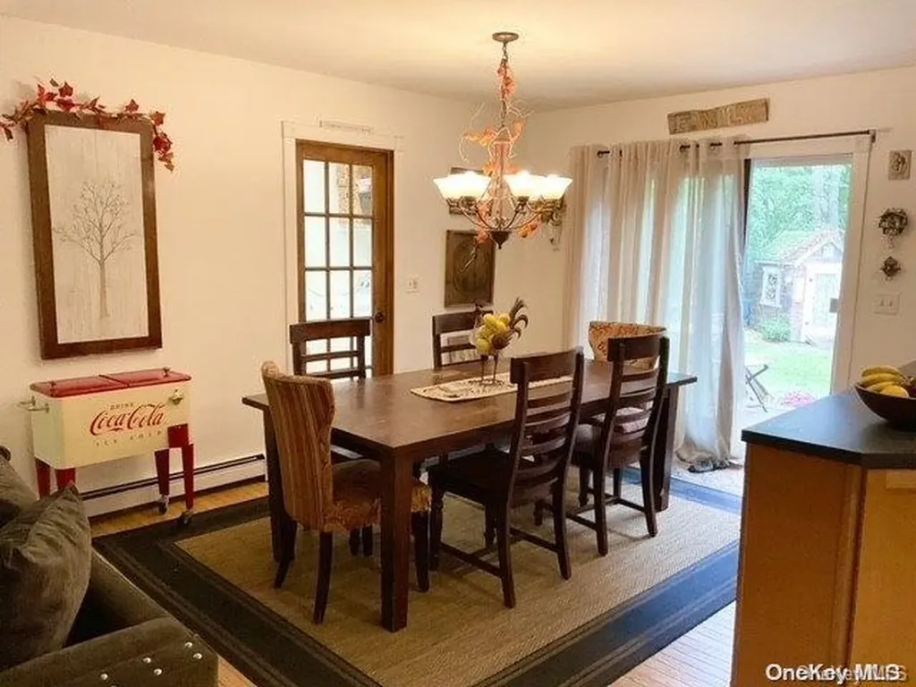 12 Brandywine Drive Mastic NY 11950