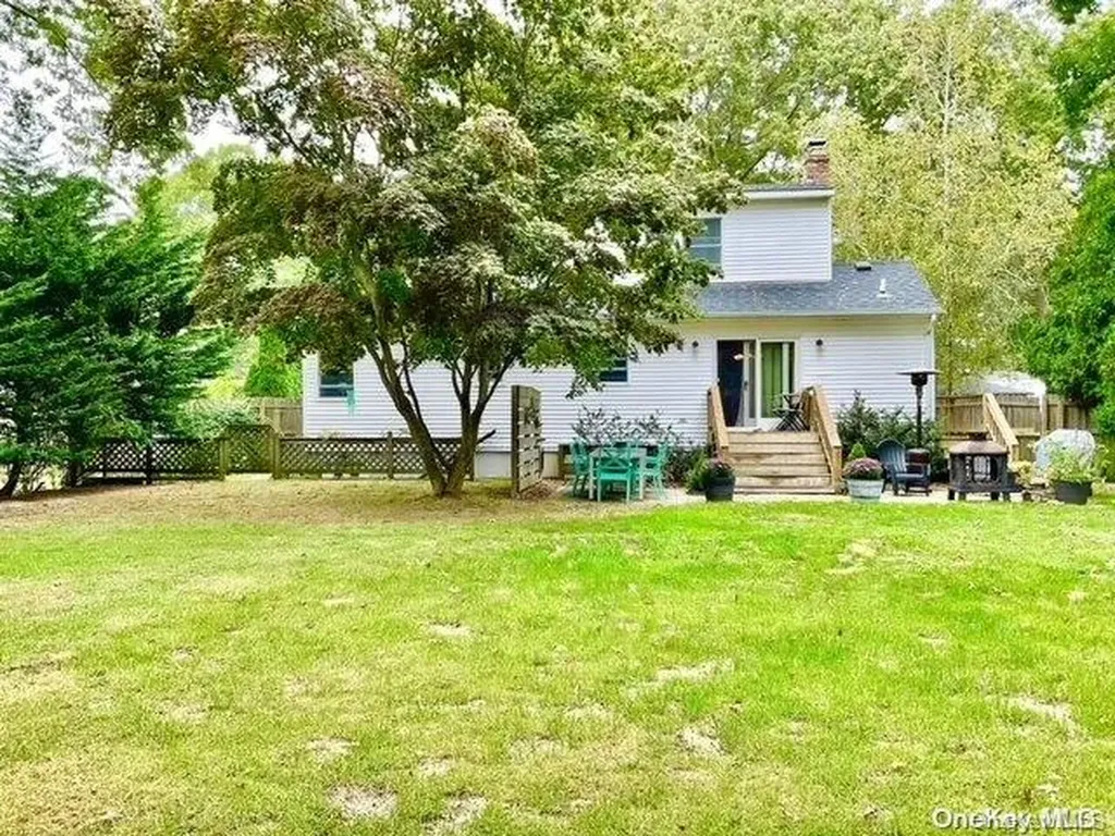 12 Brandywine Drive Mastic NY 11950