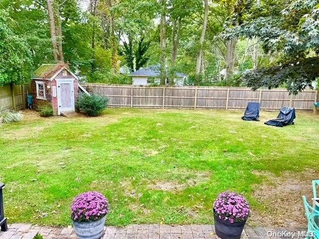 12 Brandywine Drive Mastic NY 11950