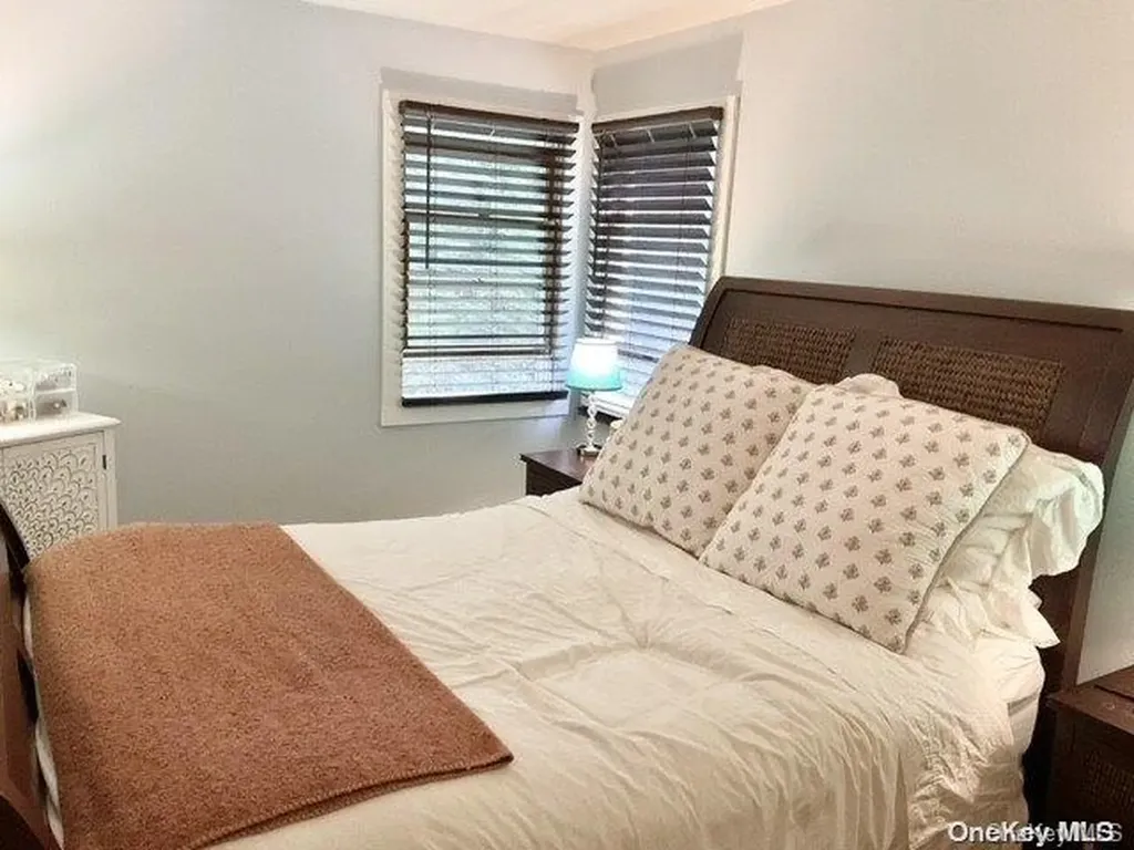 12 Brandywine Drive Mastic NY 11950