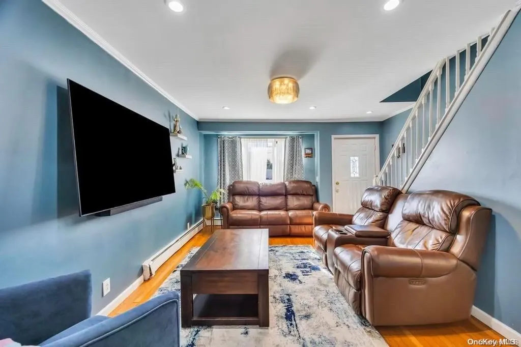 30 W Clearwater Road Lindenhurst NY 11757