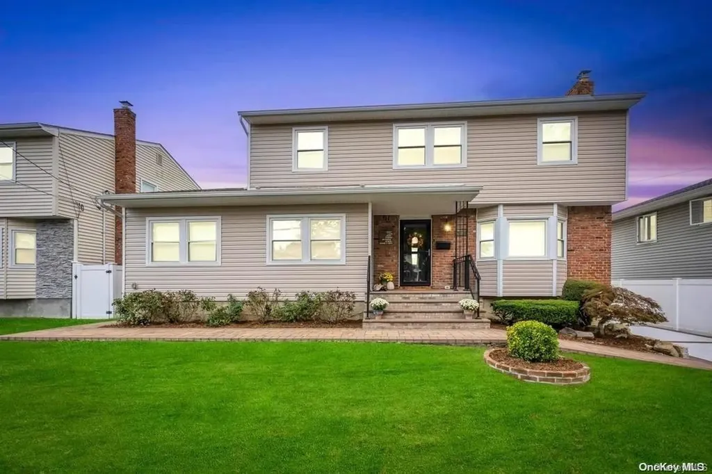 1826 Cornelius Avenue Wantagh NY 11793