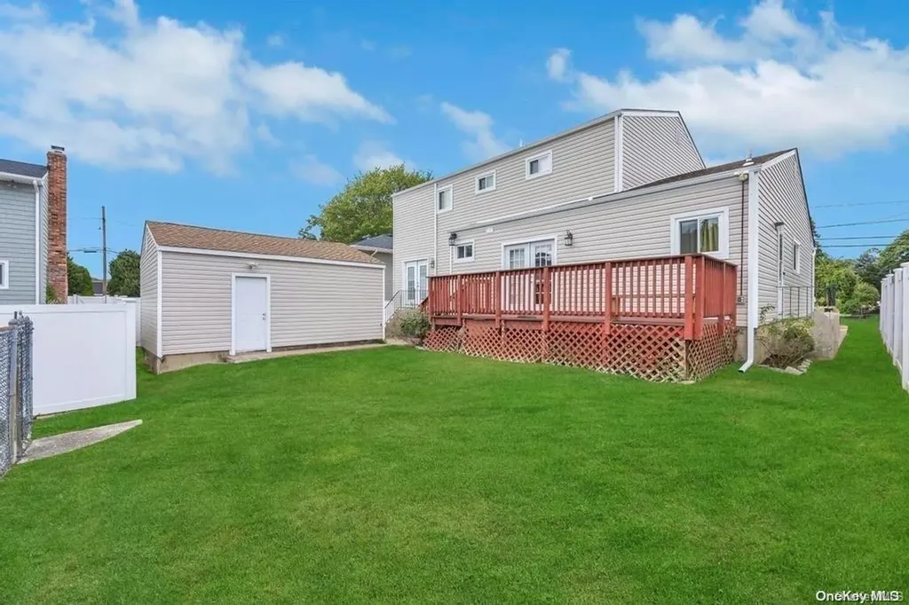1826 Cornelius Avenue Wantagh NY 11793