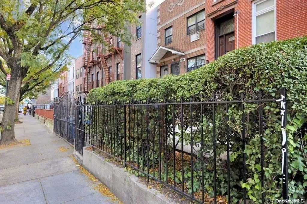 964 Gates Avenue Brooklyn NY 11221
