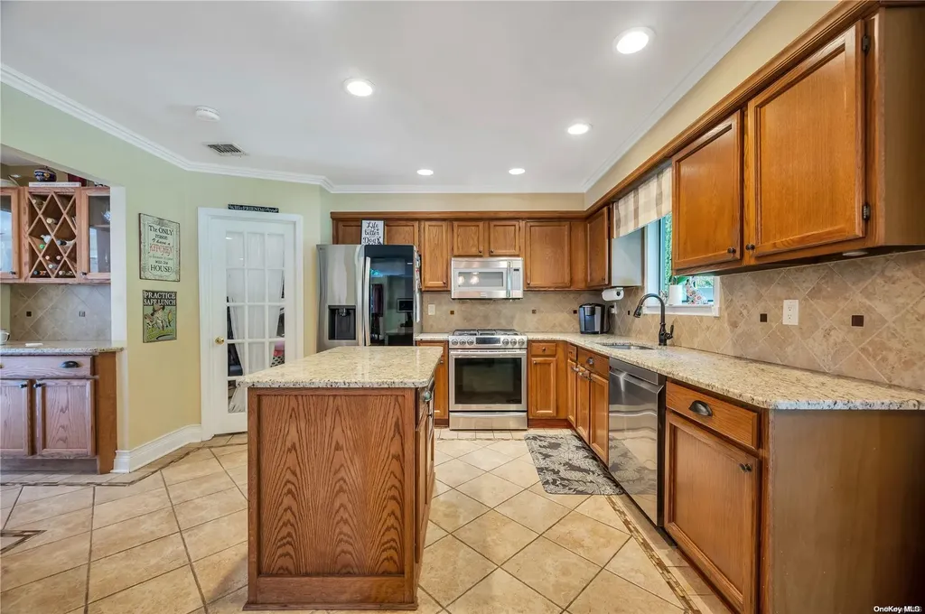 64 Timber Ridge Drive Commack NY 11725