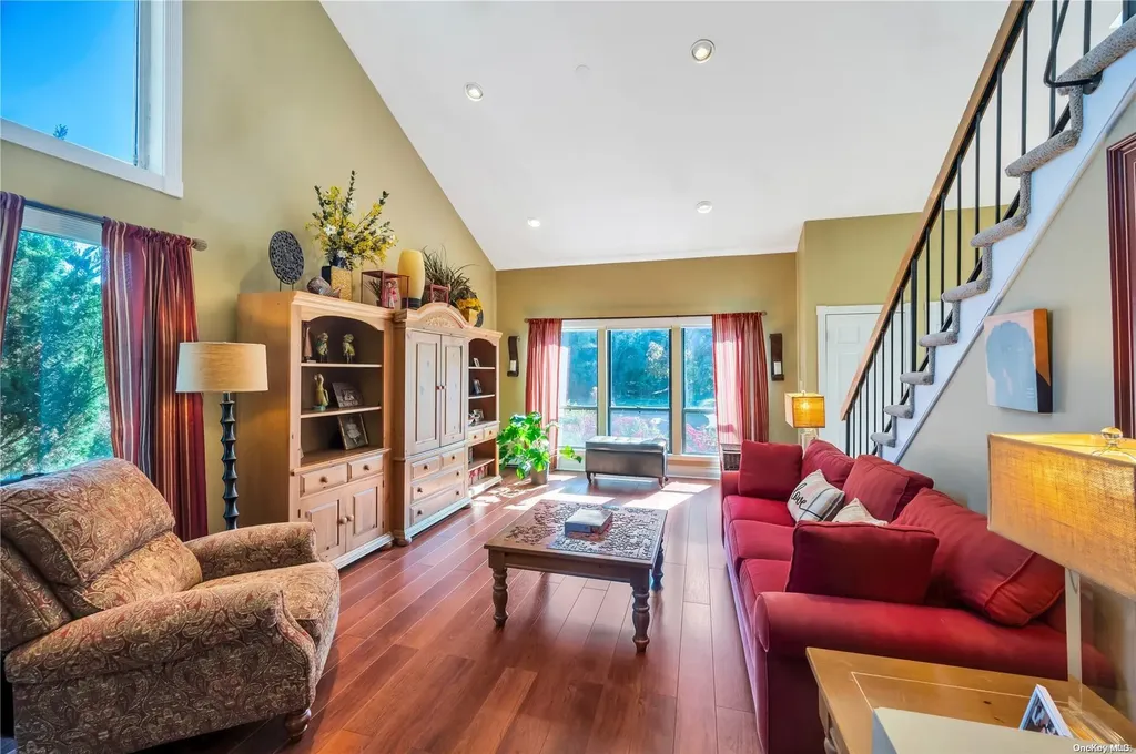 64 Timber Ridge Drive Commack NY 11725