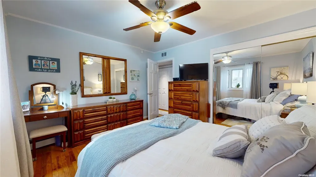 41 Austin Street Valley Stream NY 11580