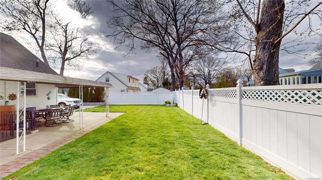 41 Austin Street Valley Stream NY 11580