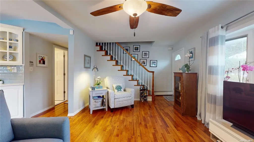 41 Austin Street Valley Stream NY 11580